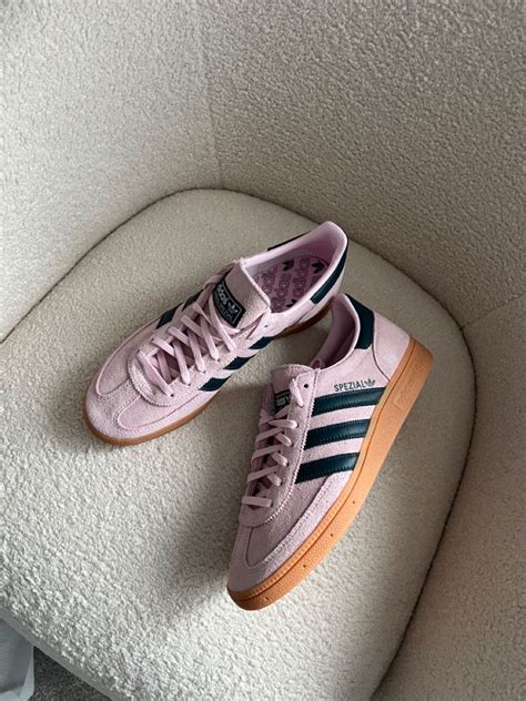 adidas samba pink spezial|adidas samba pink women.